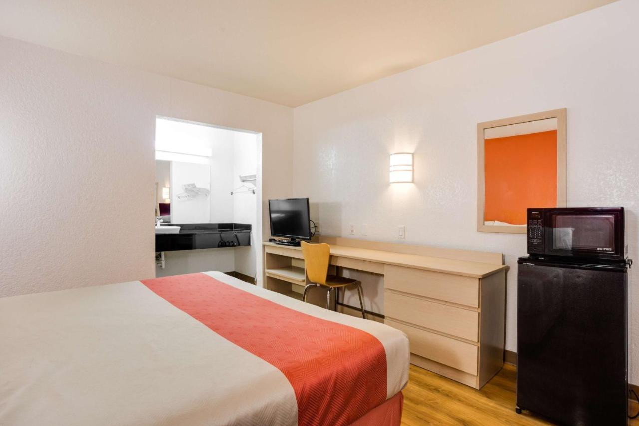 Motel 6-Fayetteville, Ar Luaran gambar