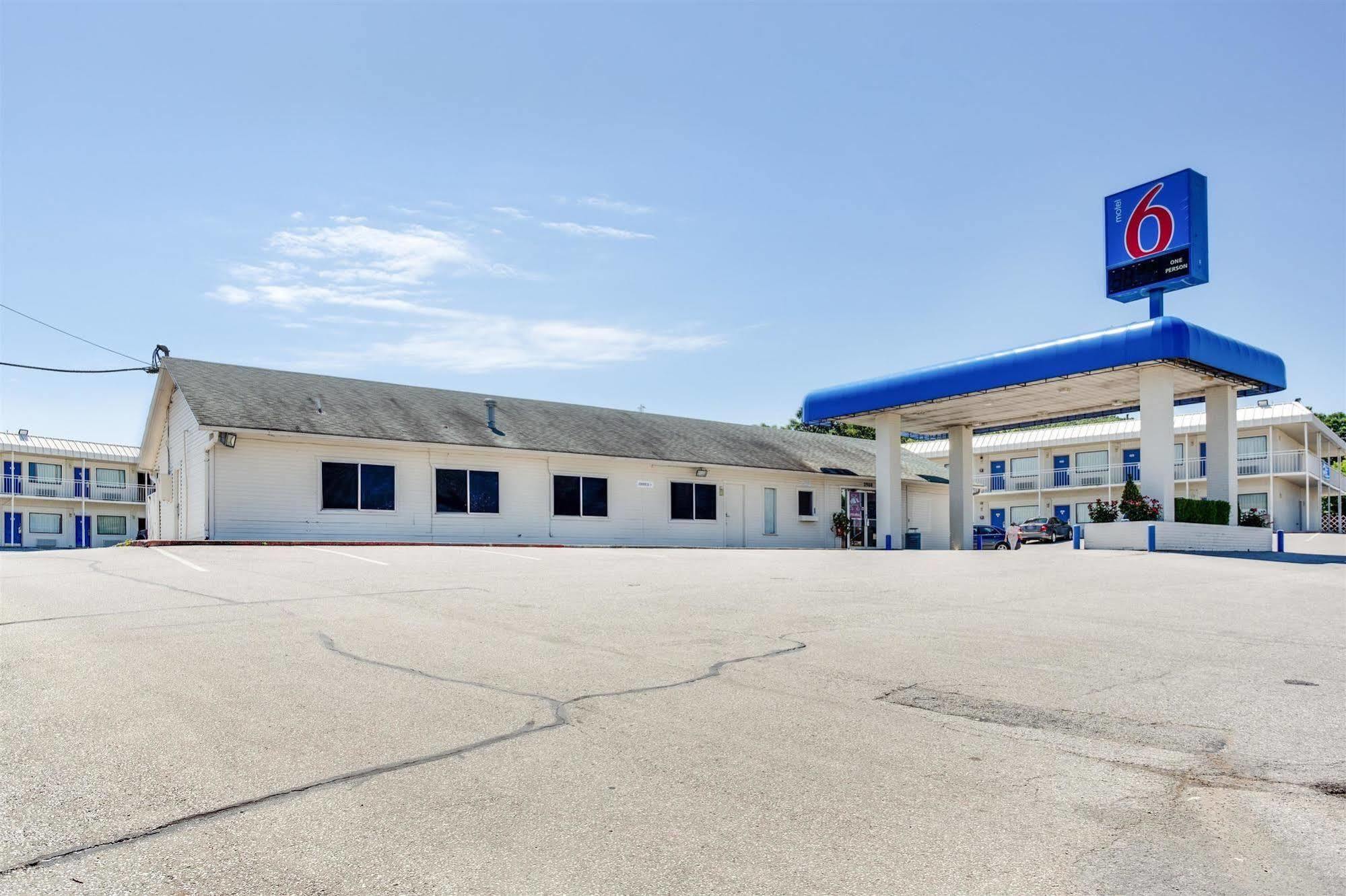 Motel 6-Fayetteville, Ar Luaran gambar