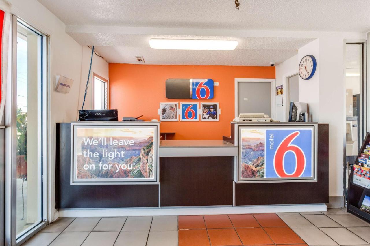 Motel 6-Fayetteville, Ar Luaran gambar