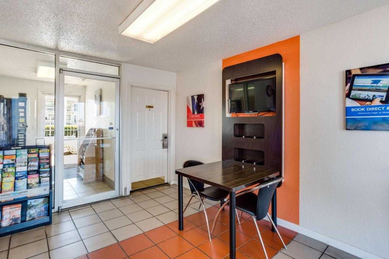 Motel 6-Fayetteville, Ar Luaran gambar